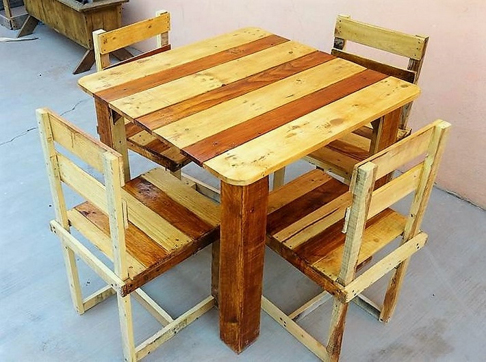 wooden-pallet-furniture-set