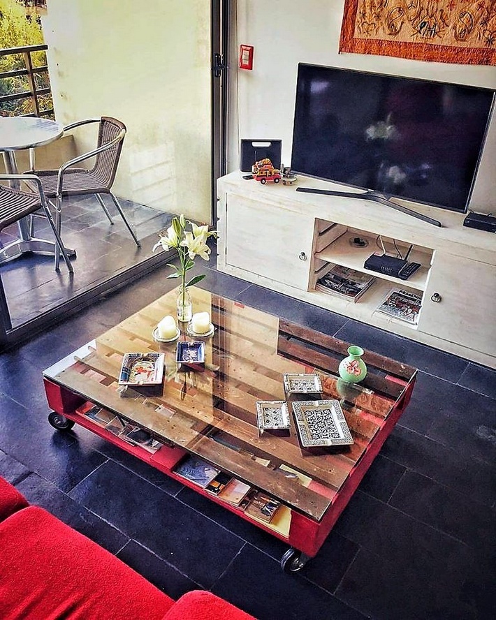 pallet coffee and tv tables