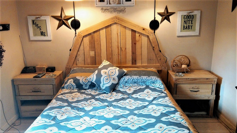 recycled pallet bed headboard