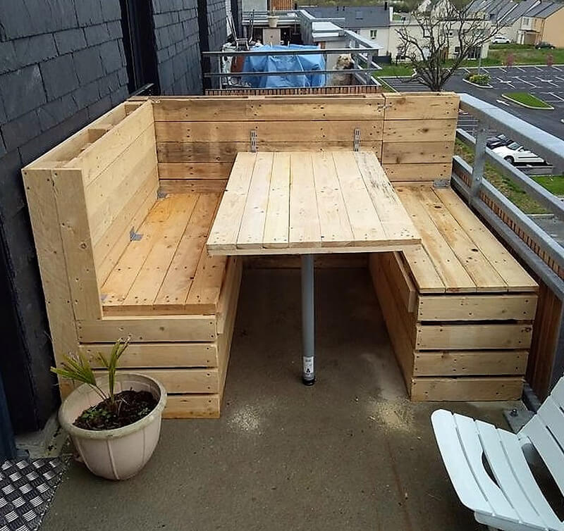 reclaimed wood pallet balcony couch