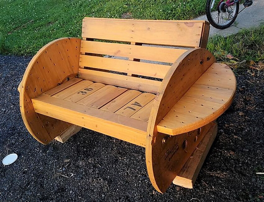 pallets cable reel garden bench