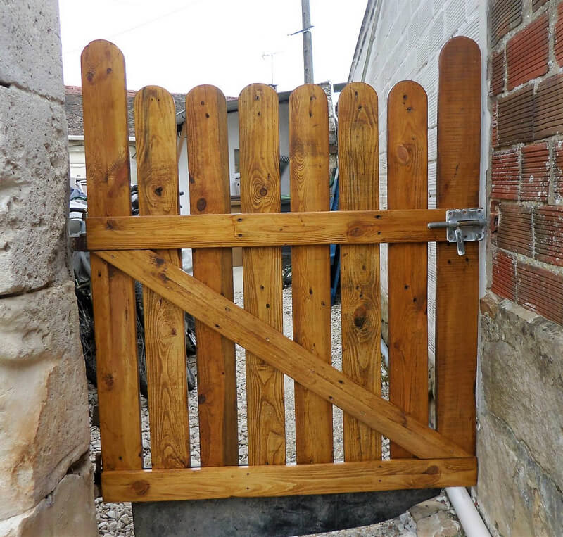 wood pallets patio door